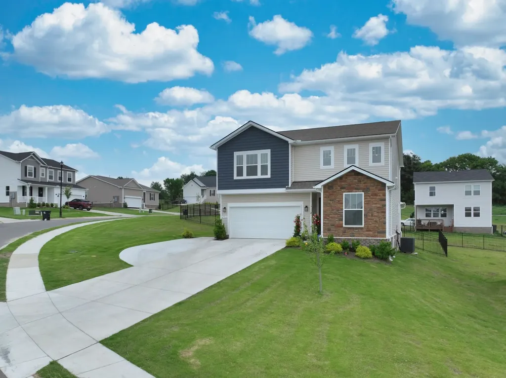 2982 Windstone Trail Columbia TN 38401