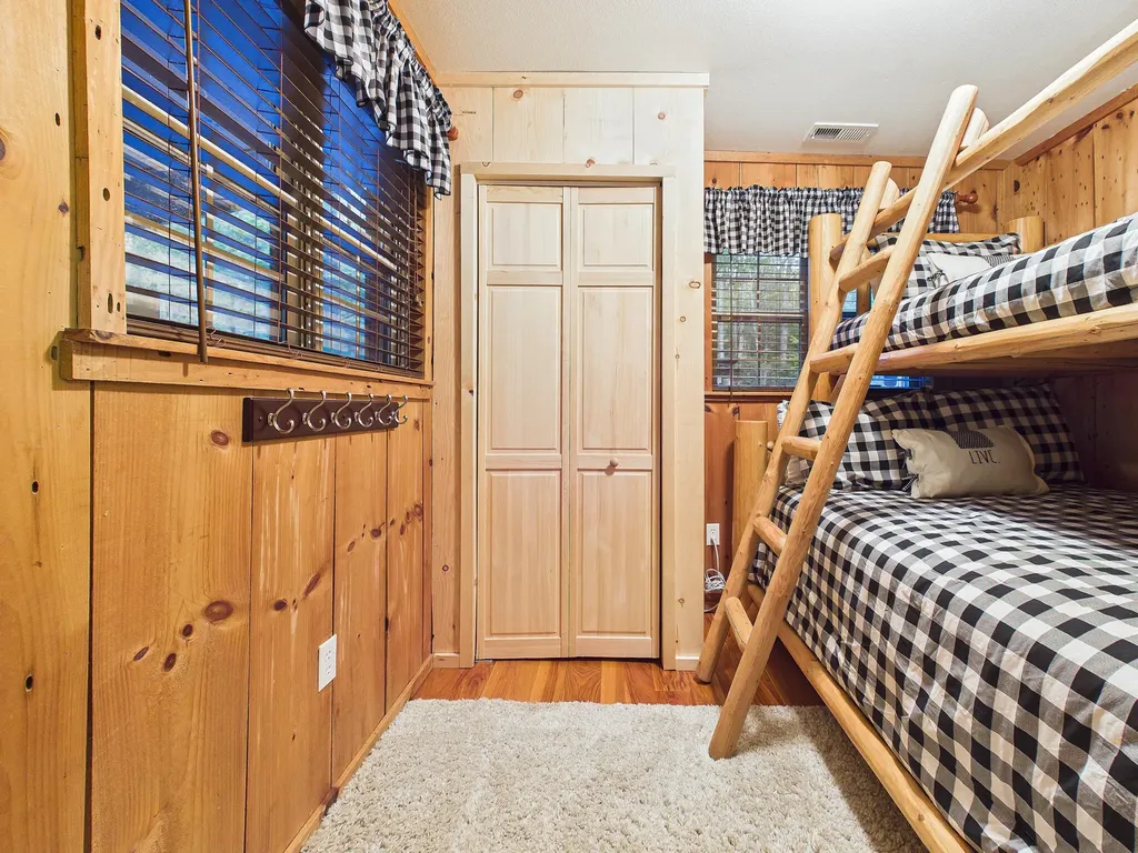 113 Rivendell Lane Tellico Plains TN 37385