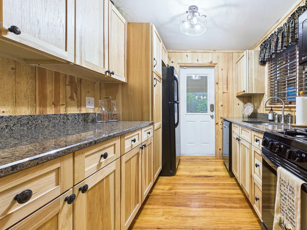 113 Rivendell Lane Tellico Plains TN 37385