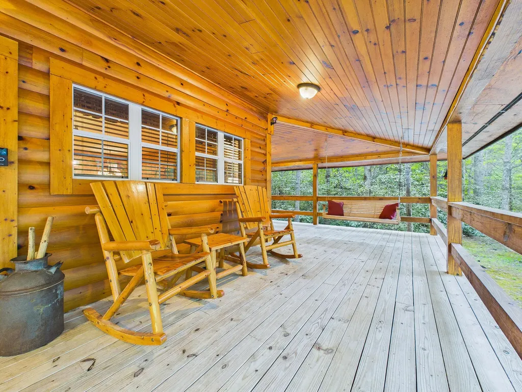 113 Rivendell Lane Tellico Plains TN 37385