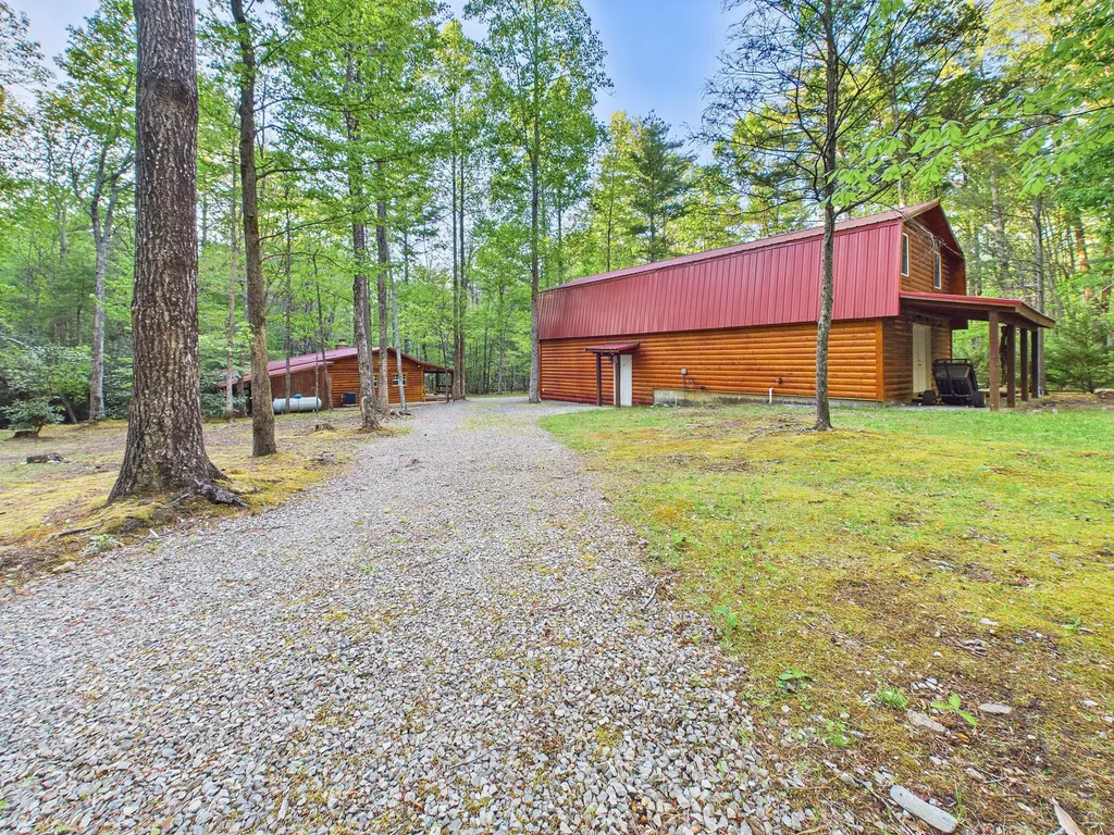 113 Rivendell Lane Tellico Plains TN 37385