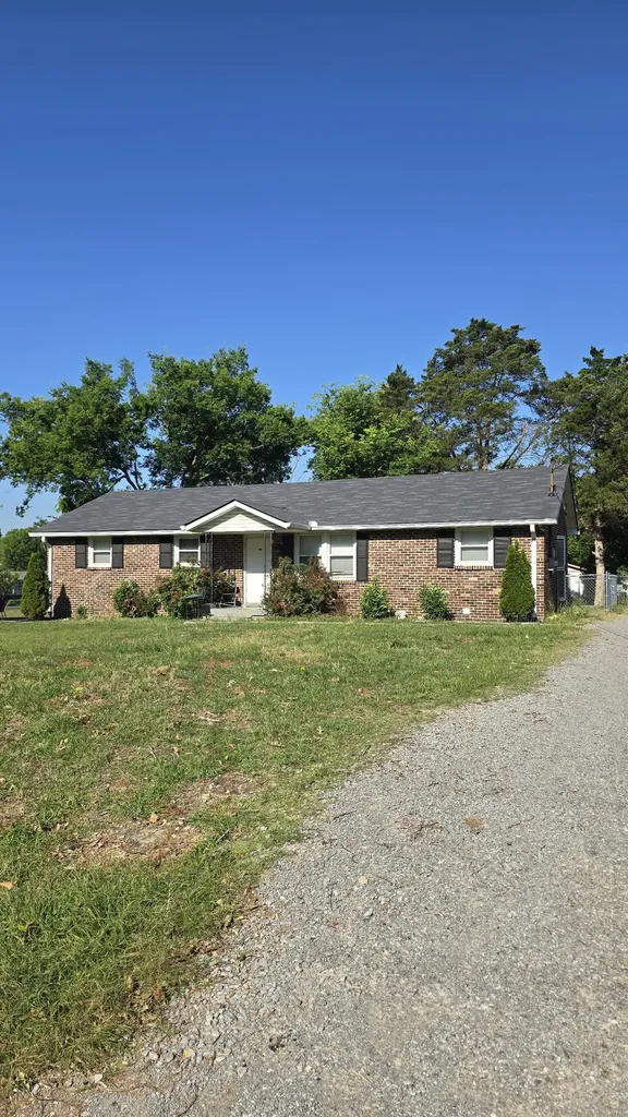 119 Mankin Street La Vergne TN 37086