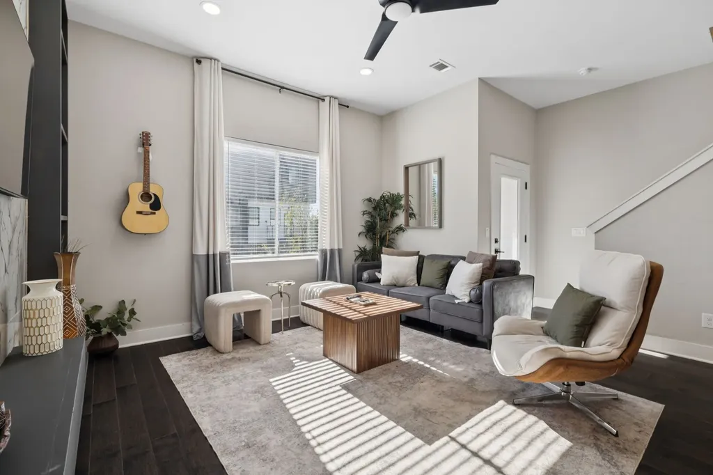 2127 Goodrich Avenue Nashville TN 37218