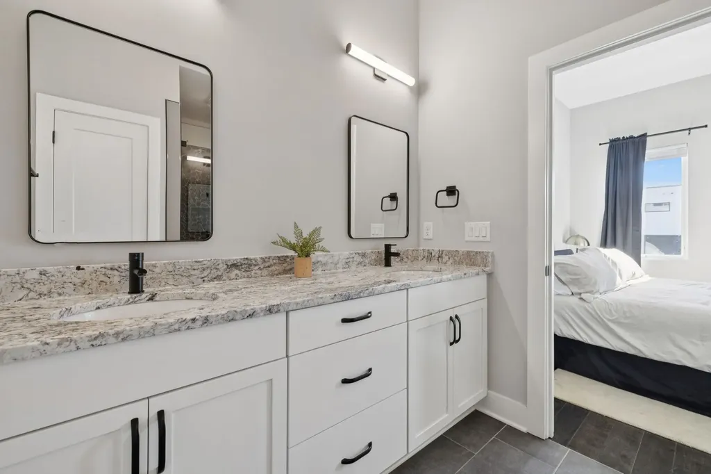 2127 Goodrich Avenue Nashville TN 37218
