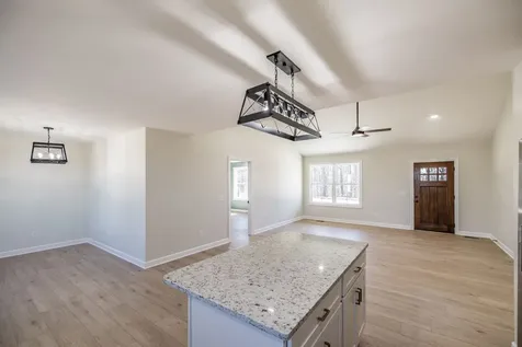 1260 Mount Olive Road Westmoreland TN 37186