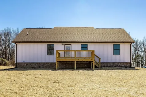 1260 Mount Olive Road Westmoreland TN 37186
