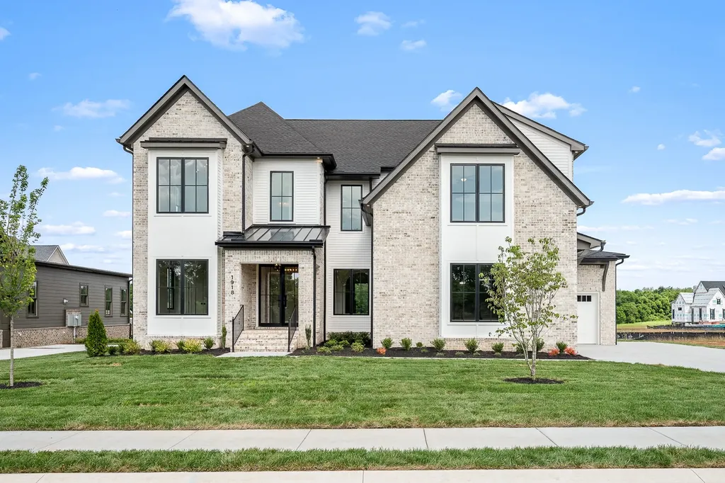 1918 Gene Dixon Drive Murfreesboro TN 37129