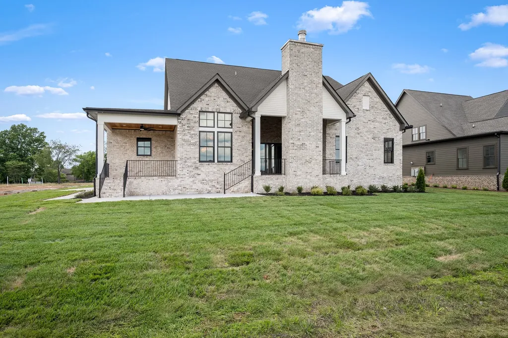 1918 Gene Dixon Drive Murfreesboro TN 37129