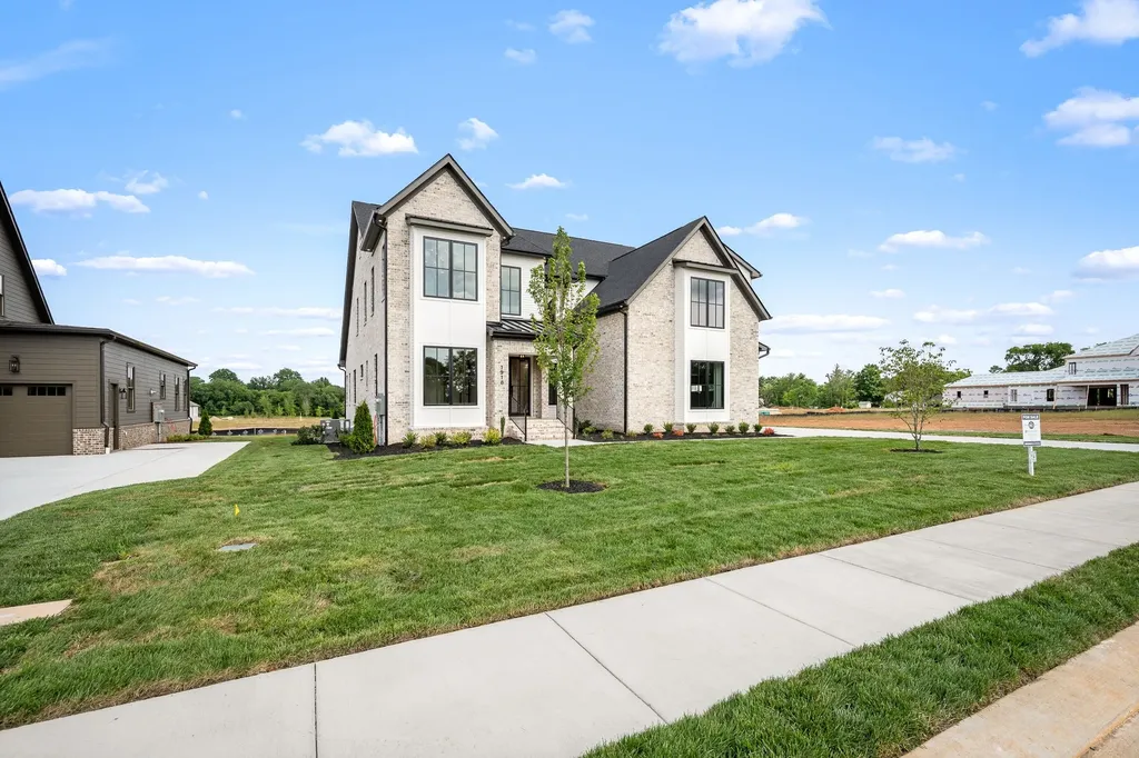 1918 Gene Dixon Drive Murfreesboro TN 37129