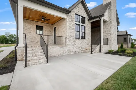 1918 Gene Dixon Drive Murfreesboro TN 37129