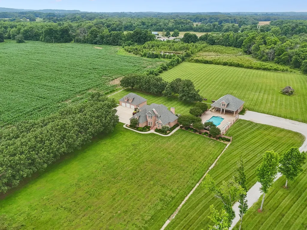 3539 Liberty Road Winchester TN 37398
