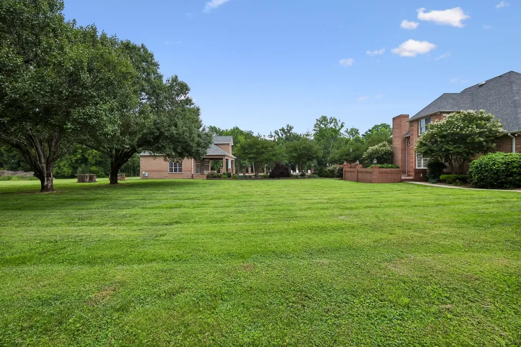 3539 Liberty Road Winchester TN 37398