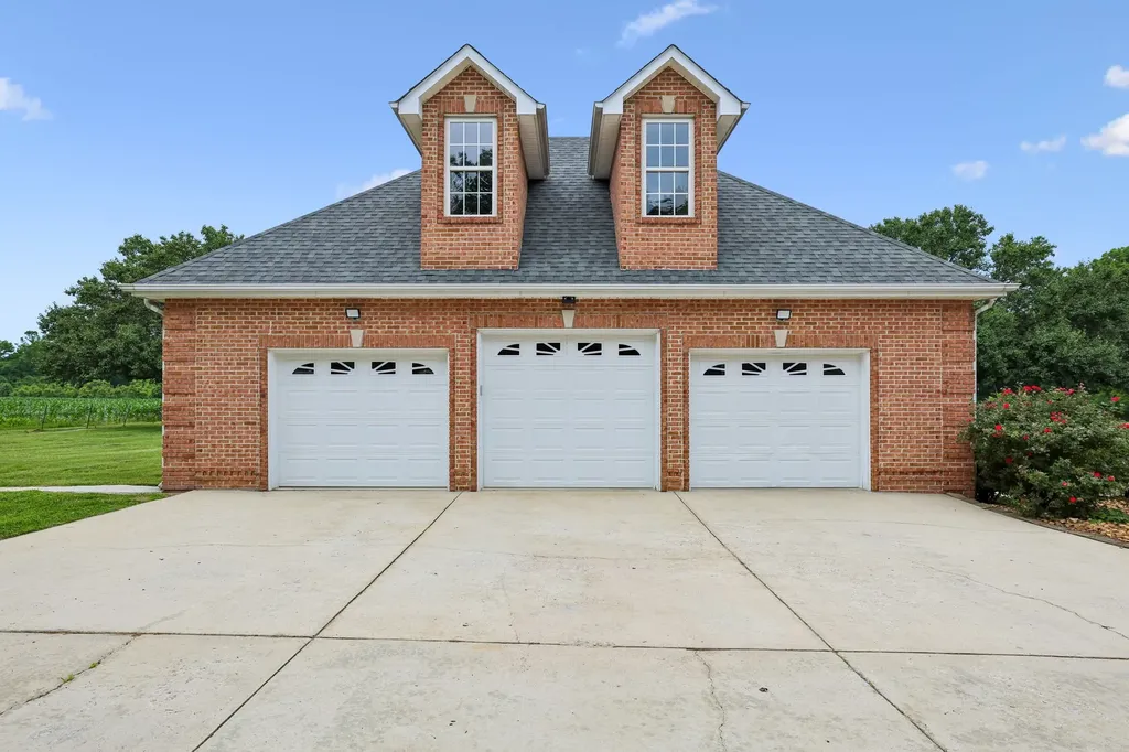 3539 Liberty Road Winchester TN 37398