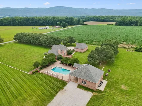 3539 Liberty Road Winchester TN 37398