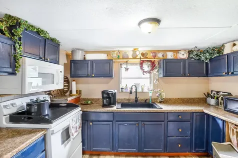6016 Highland Road Orlinda TN 37141