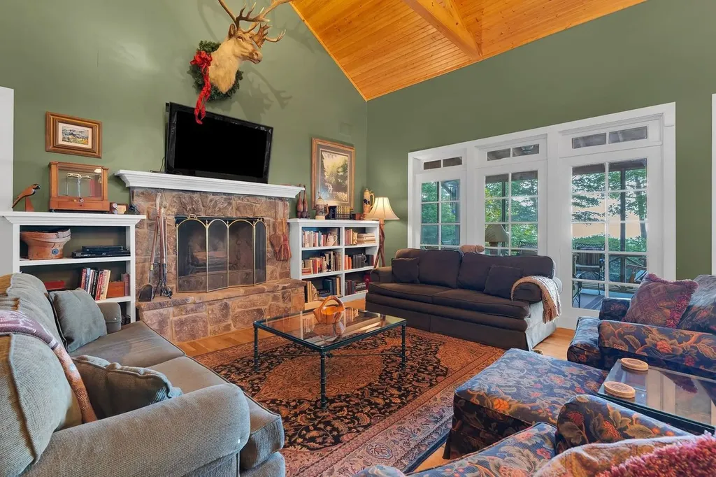 80 Unaka Drive Monteagle TN 37356
