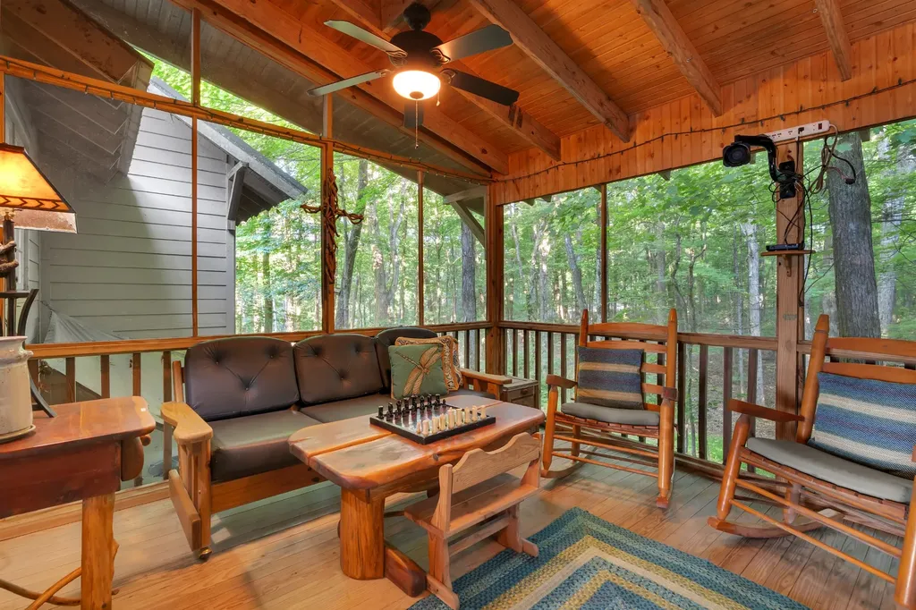 80 Unaka Drive Monteagle TN 37356