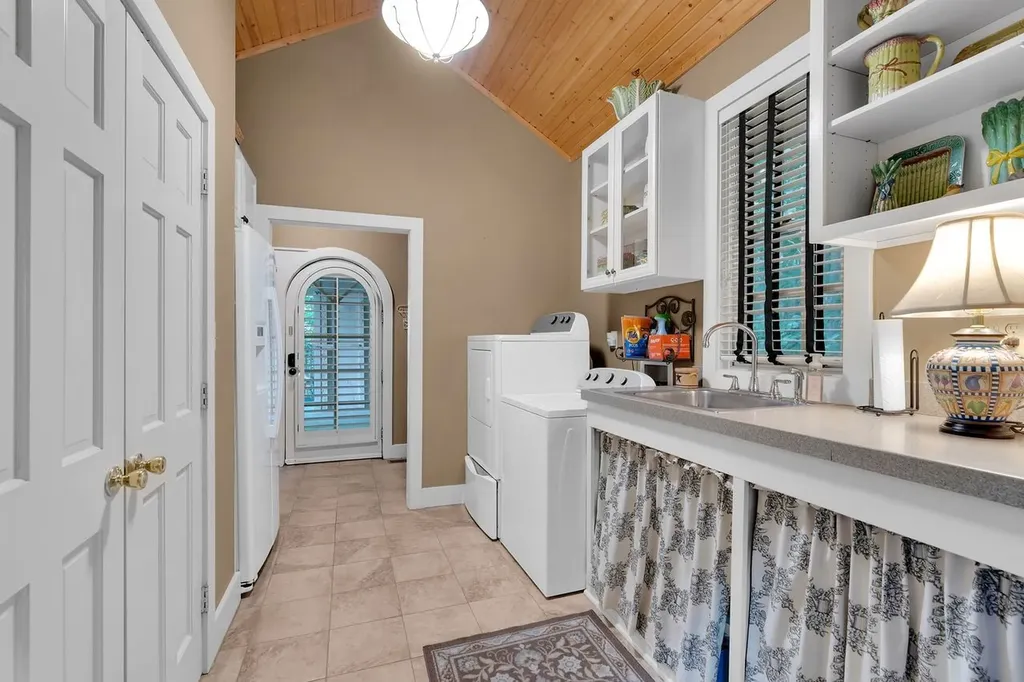 80 Unaka Drive Monteagle TN 37356