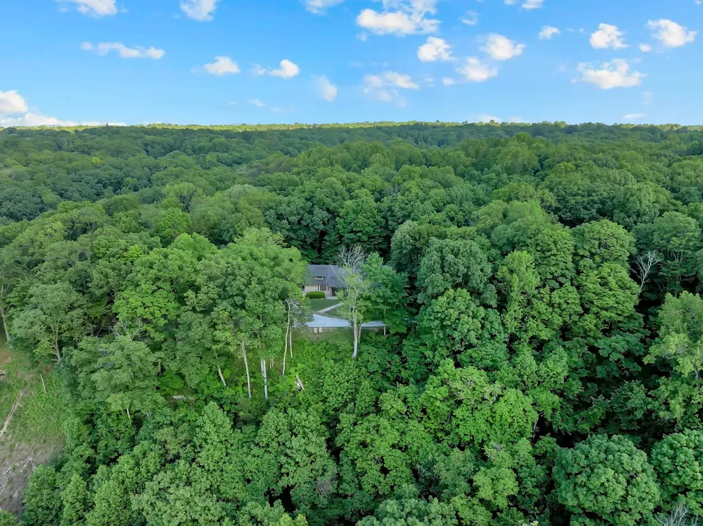 80 Unaka Drive Monteagle TN 37356
