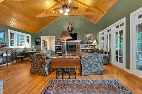80 Unaka Drive Monteagle TN 37356
