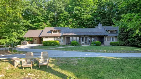 80 Unaka Drive Monteagle TN 37356