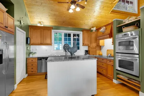 80 Unaka Drive Monteagle TN 37356