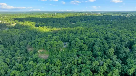 80 Unaka Drive Monteagle TN 37356