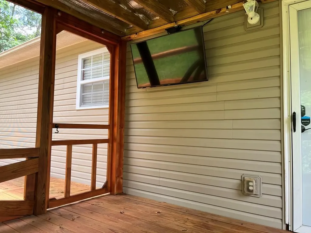 2464 Mcminnville Highway Sparta TN 38583