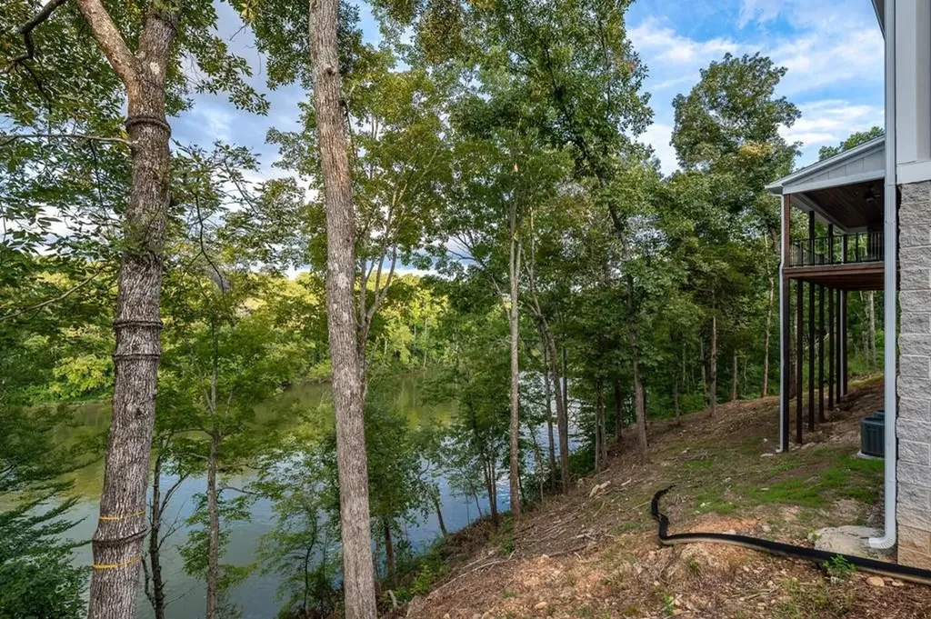 300 Chandler Road Doyle TN 38559