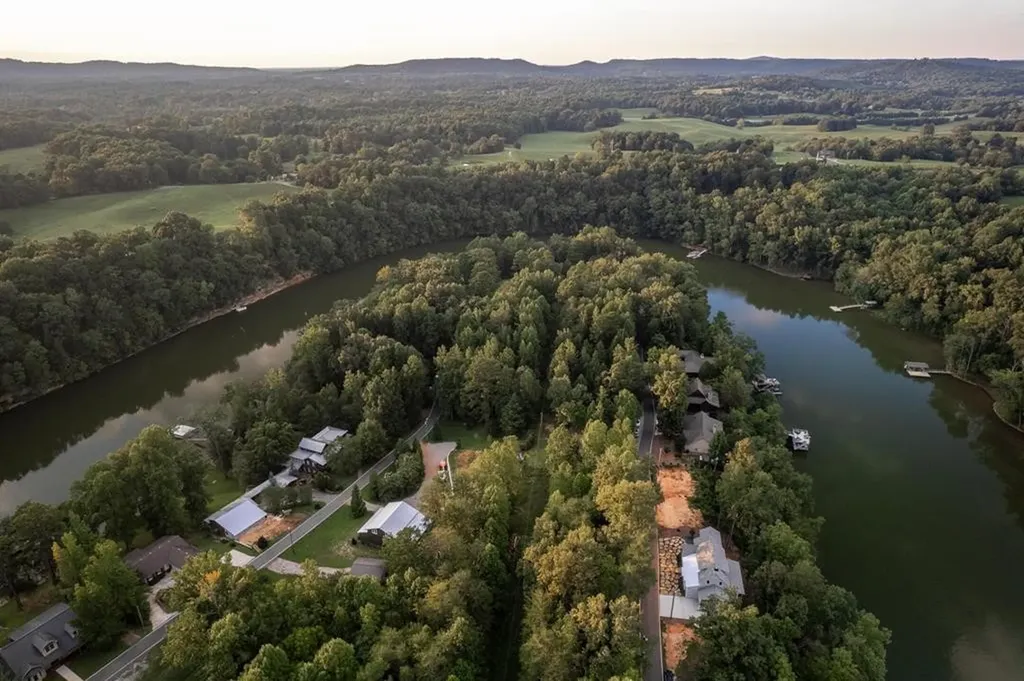 300 Chandler Road Doyle TN 38559