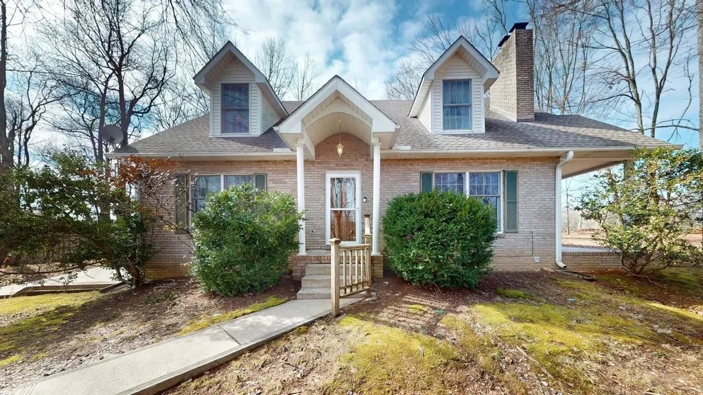 3883 Dobbins Pike Portland TN 37148