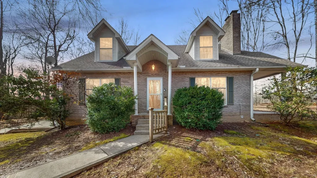 3883 Dobbins Pike Portland TN 37148