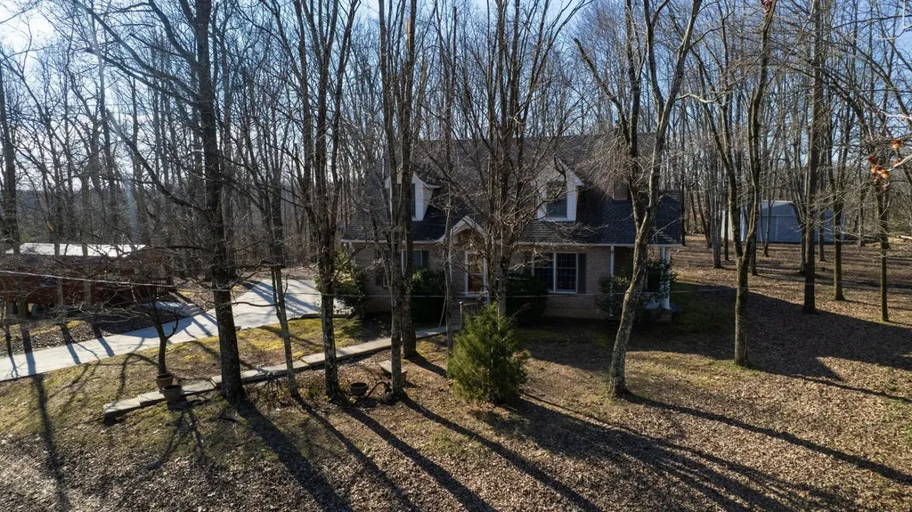 3883 Dobbins Pike Portland TN 37148