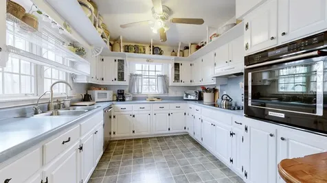 3883 Dobbins Pike Portland TN 37148
