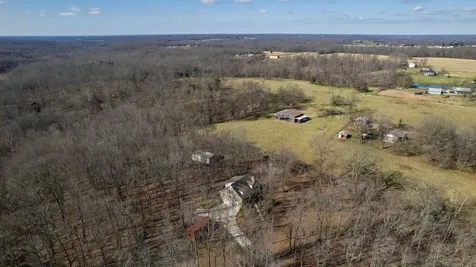 3883 Dobbins Pike Portland TN 37148