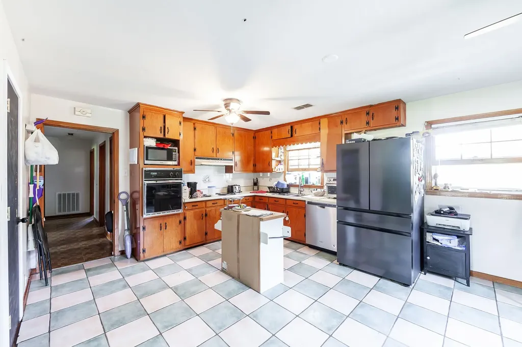 624 N 30th Avenue Humboldt TN 38343