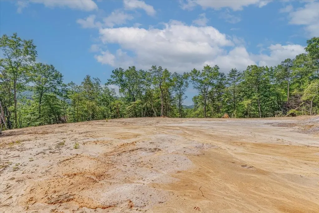 1200 Steer Creek Road Tellico Plains TN 37385