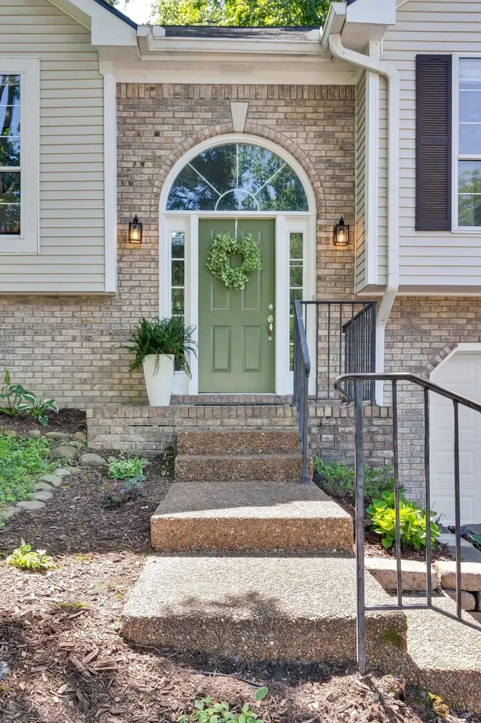 1476 Birchwood Circle Franklin TN 37064