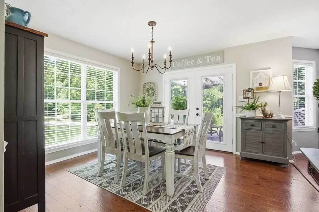 131 Pin Oaks Lane Hohenwald TN 38462