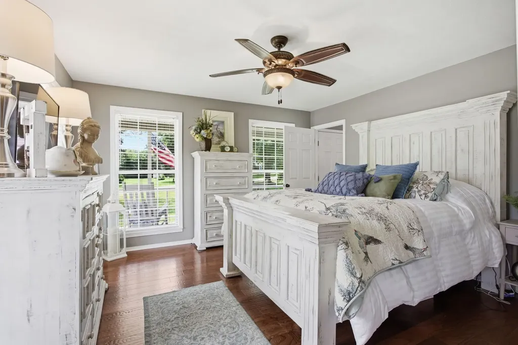 131 Pin Oaks Lane Hohenwald TN 38462