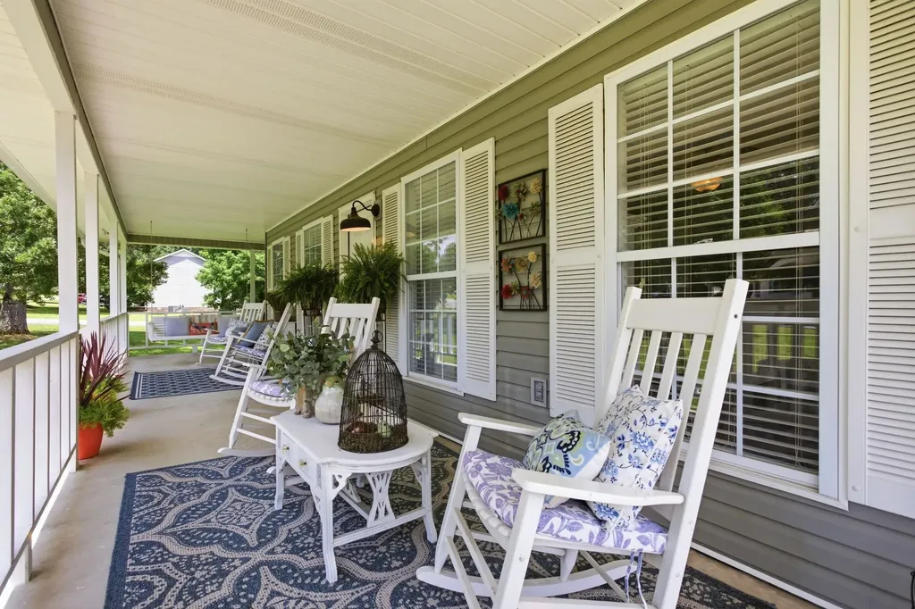 131 Pin Oaks Lane Hohenwald TN 38462