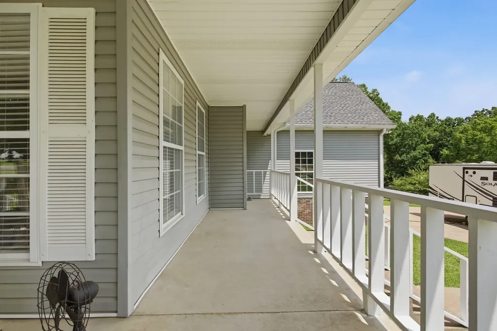 131 Pin Oaks Lane Hohenwald TN 38462