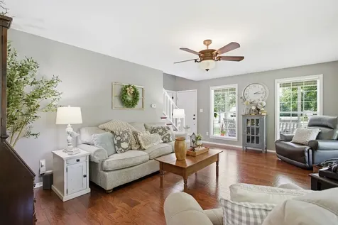 131 Pin Oaks Lane Hohenwald TN 38462