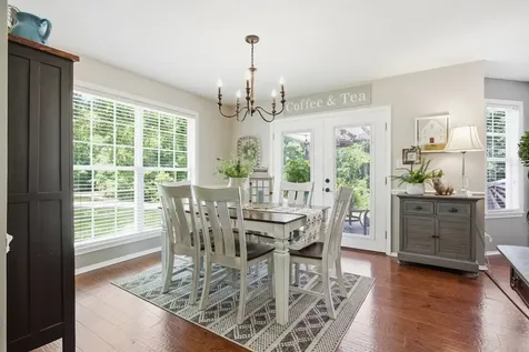 131 Pin Oaks Lane Hohenwald TN 38462