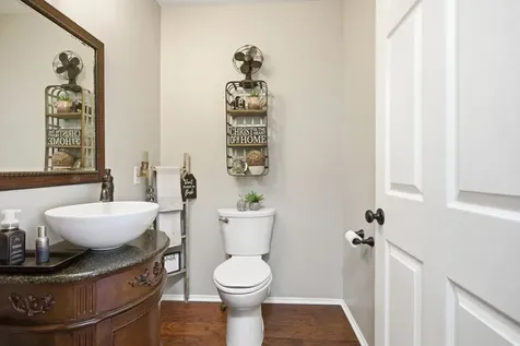131 Pin Oaks Lane Hohenwald TN 38462