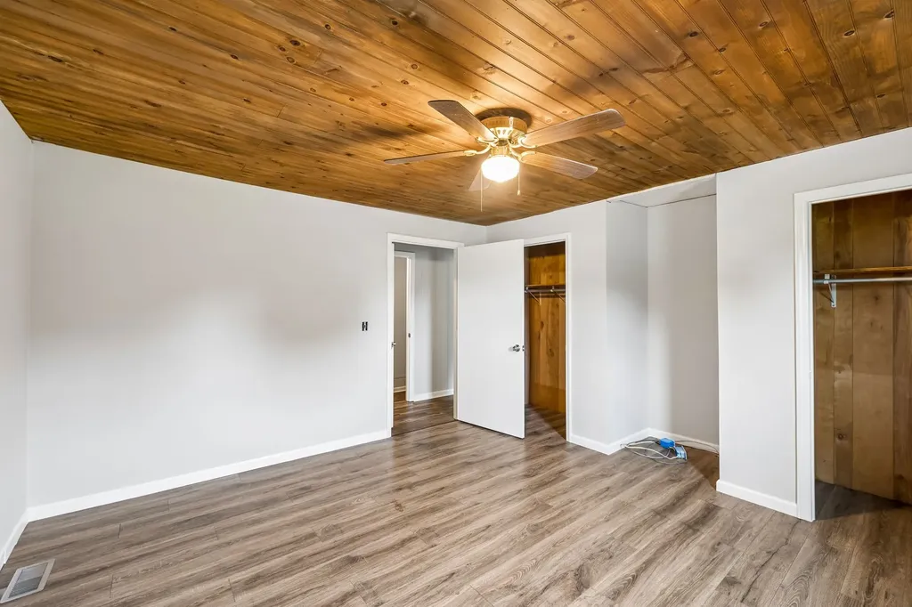 551 W 1st Street Hillsboro TN 37342
