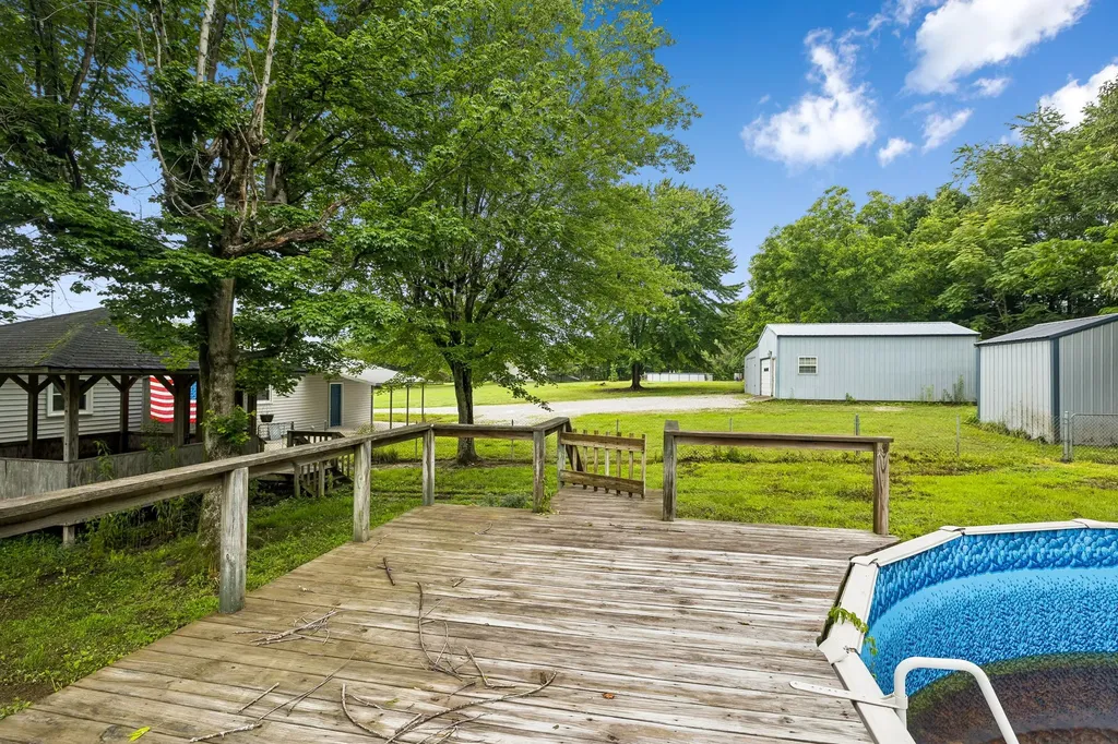 551 W 1st Street Hillsboro TN 37342