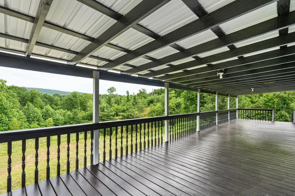 198 Spring Road Spring City TN 37381