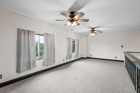 198 Spring Road Spring City TN 37381