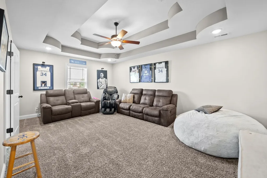 295 Castleton Court Clarksville TN 37043